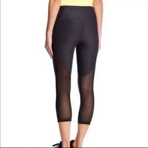 Z by Zella Capri Legging Charcoal Grey Mesh